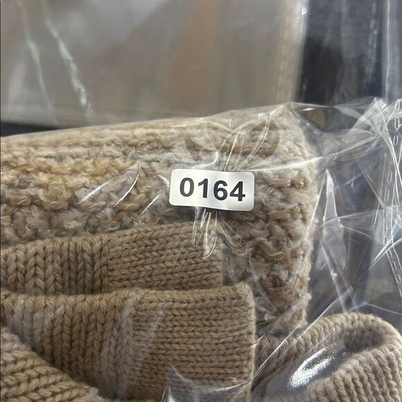 LOFT Sweater - Picture 7 of 7